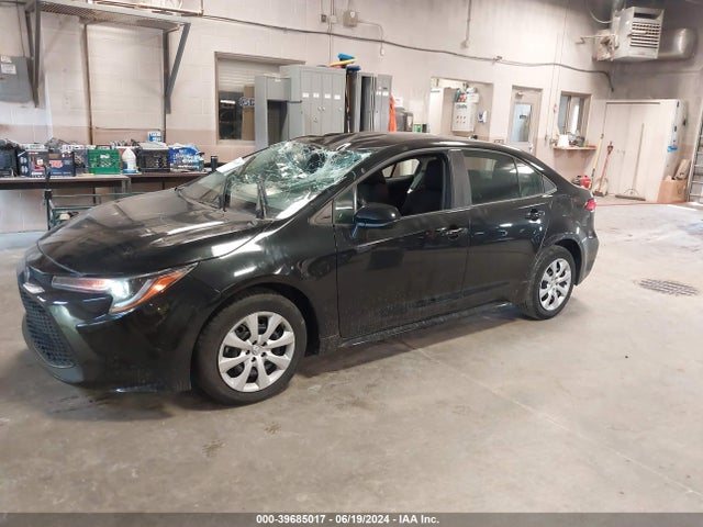 Toyota COROLLA LE 2021 5YFEPMAE7MP175599 Image 2