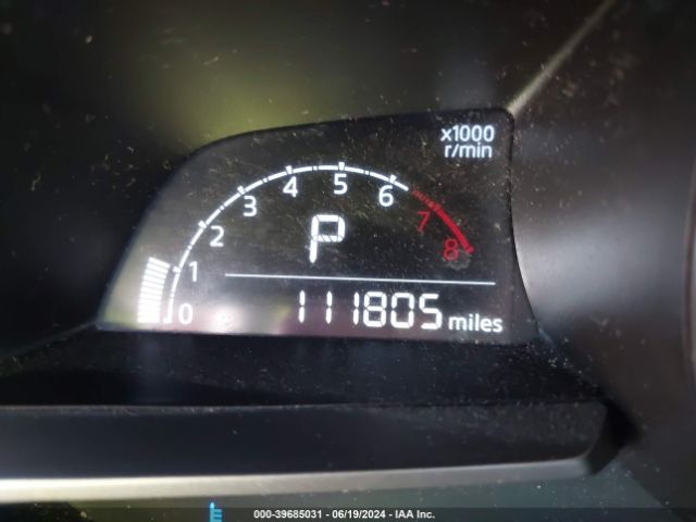 3MYDLBYV5KY502582 Toyota YARIS LE