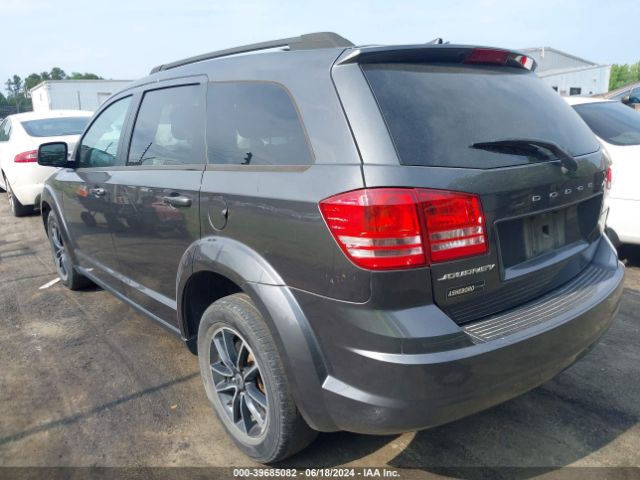 3C4PDCAB9JT531271 Dodge JOURNEY SE