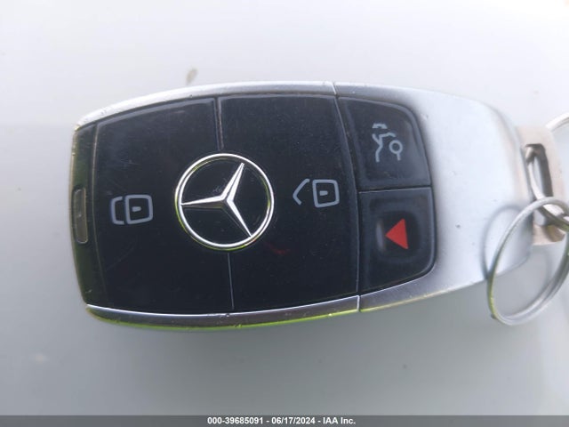 WDDZF4KB3JA461223 Mercedes-Benz E 300 4matic