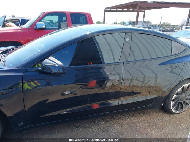 Tesla Model 3 Performance Dual Motor All-wheel Drive 2022 5YJ3E1EC5NF130324 Image 15