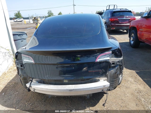 Tesla Model 3 Performance Dual Motor All-wheel Drive 2022 5YJ3E1EC5NF130324 Image 17
