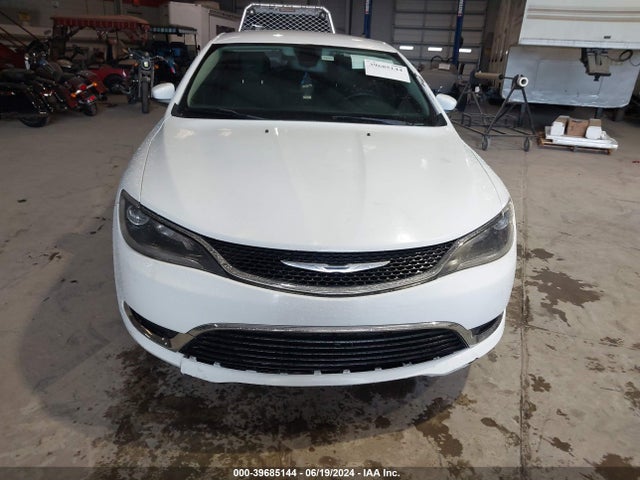 1C3CCCAB2FN612383 Chrysler 200 Limited