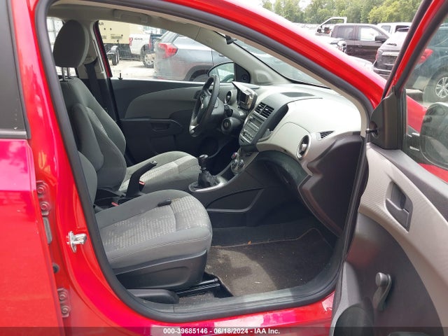 Chevrolet Sonic Ls Manual 2016 1G1JB5SH4G4149280 Image 5