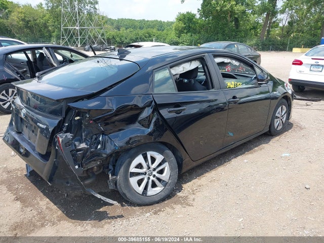 Toyota Prius Three 2016 JTDKARFU4G3008437 Image 4