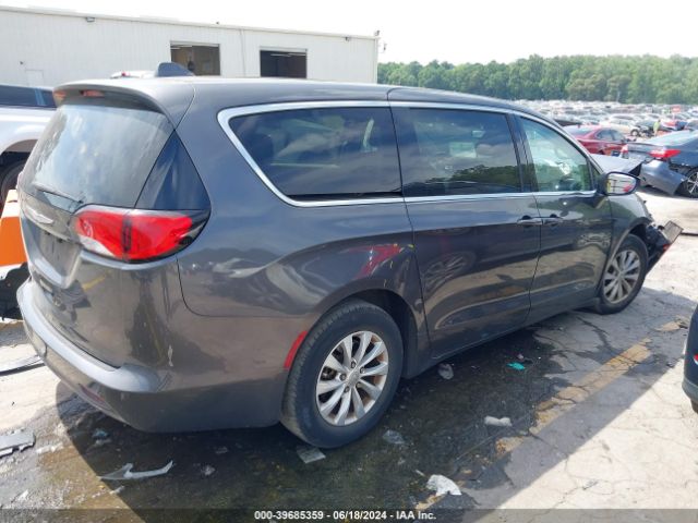 2C4RC1DG1HR743957 Chrysler Pacifica Touring