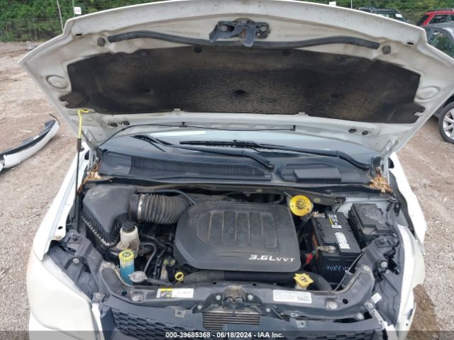 2C4JRGAG1ER405229 RAM Cargo Tradesman