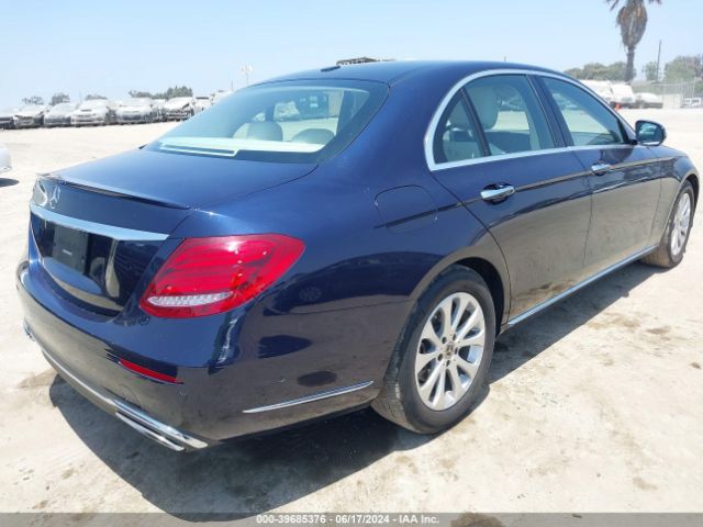 WDDZF4JBXKA593611 Mercedes-Benz E 300