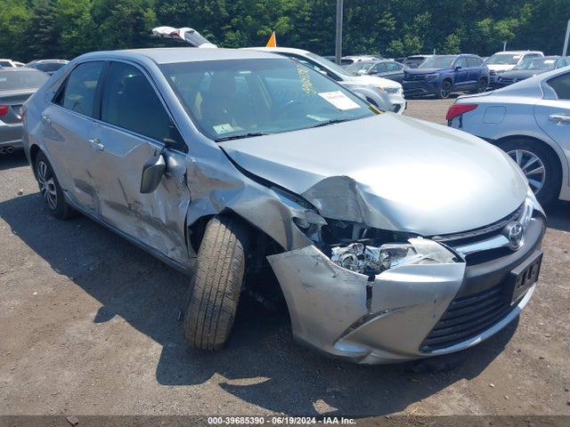 Toyota CAMRY LE 2015 4T1BF1FK6FU107850 Image 1