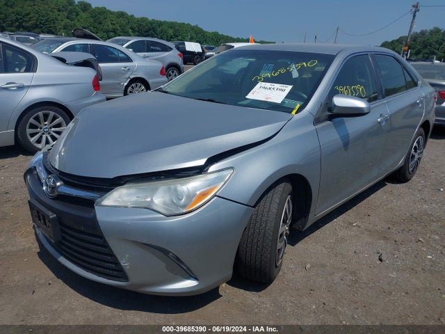 Toyota CAMRY LE 2015 4T1BF1FK6FU107850 Image 2