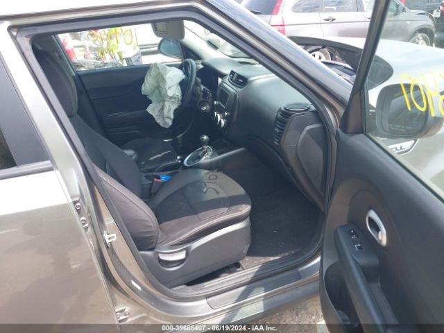 KNDJN2A22J7541089 KIA Soul