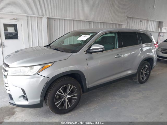 5TDZARFH5KS047109 Toyota Highlander Le