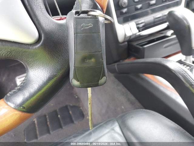 2005 PORSCHE CAYENNE WP1AB29P15LA62957 Photo 10