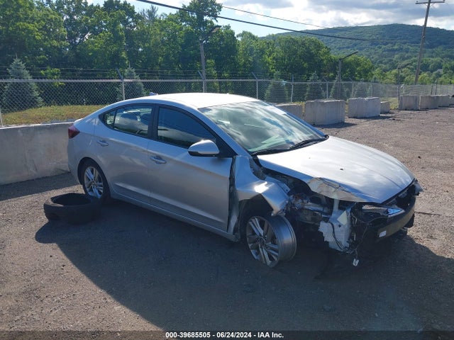 2019 5NPD84LF7KH414674 main image