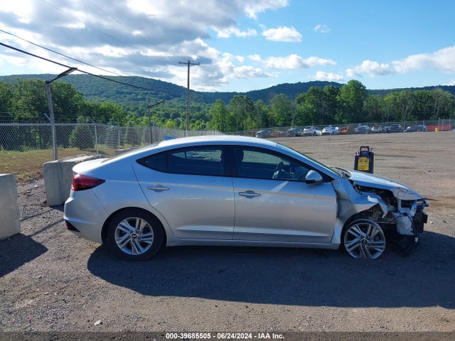 Hyundai ELANTRA SEL 2019 5NPD84LF7KH414674 Image 13