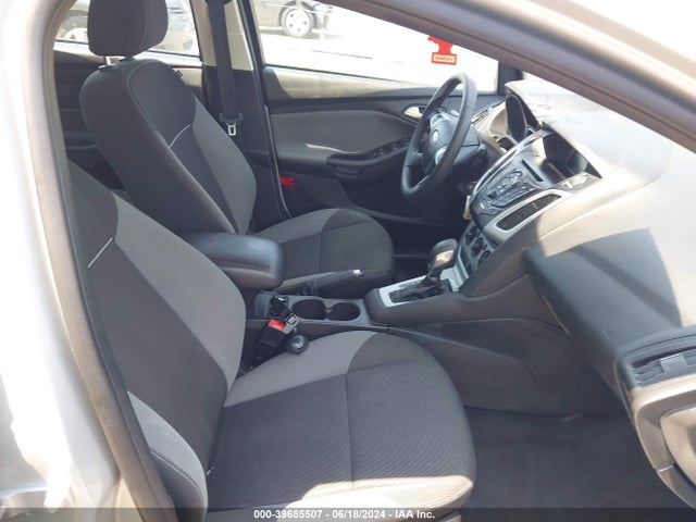 Ford FOCUS SE 2014 1FADP3F25EL424048 Image 5