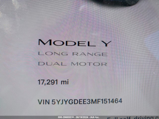 Tesla Model Y 2021 5YJYGDEE3MF151464 Image 28