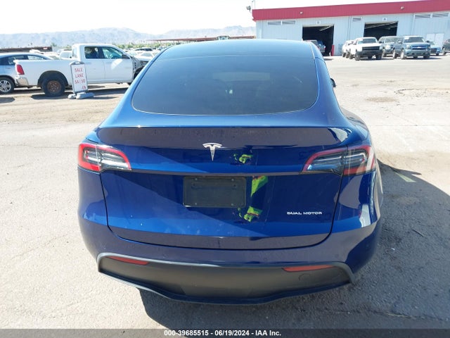 Tesla Model Y 2021 5YJYGDEE3MF151464 Image 29