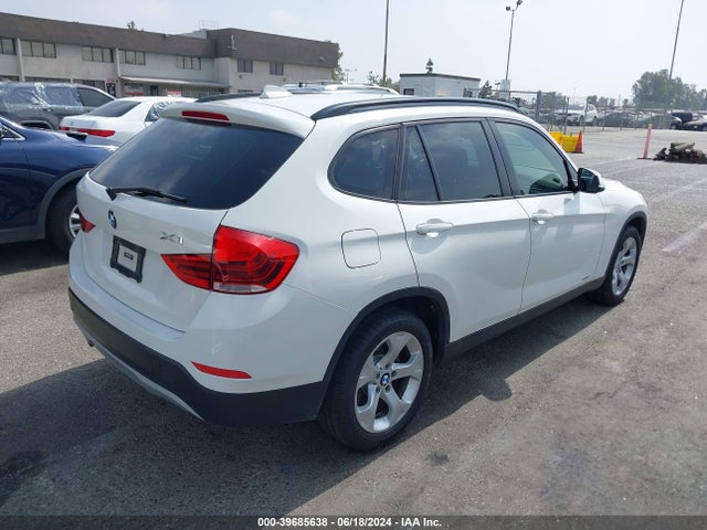 BMW X1 Sdrive28i 2014 WBAVM1C51EVW55833 Image 4