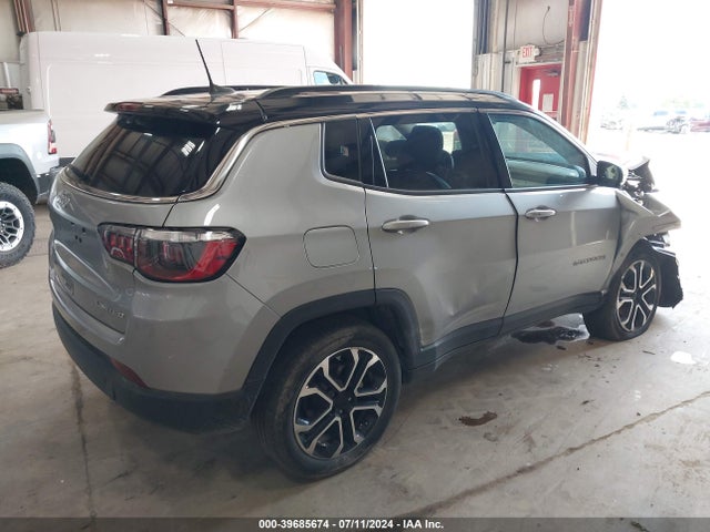 3C4NJDCB2NT184035 Jeep Compass Limited 4x4