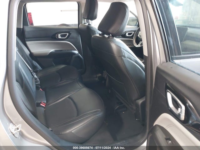 3C4NJDCB2NT184035 Jeep Compass Limited 4x4