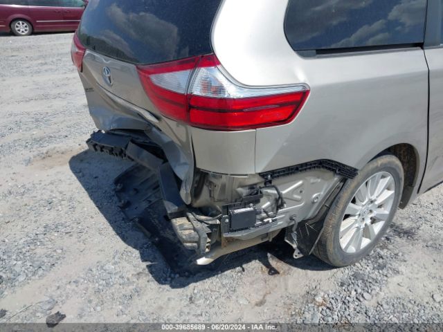 5TDYZ3DC6HS829632 Toyota Sienna Limited 7 Passenger