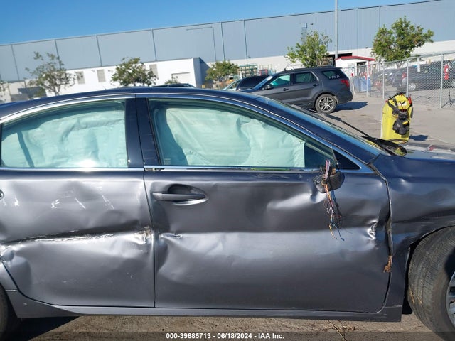 Lexus ES 350 2016 JTHBK1GG1G2217372 Image 13