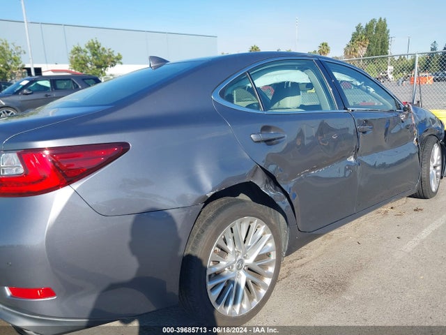 Lexus ES 350 2016 JTHBK1GG1G2217372 Image 20