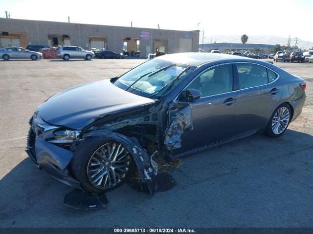 Lexus ES 350 2016 JTHBK1GG1G2217372 Image 2