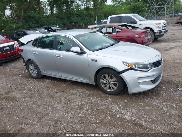 2018 5XXGT4L38JG207772 main image