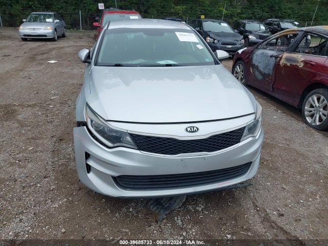 KIA Optima Lx 2018 5XXGT4L38JG207772 Image 15