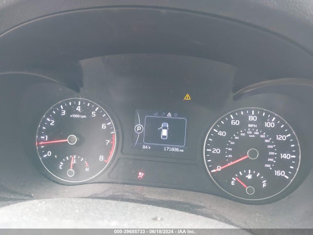 KIA Optima Lx 2018 5XXGT4L38JG207772 Image 7