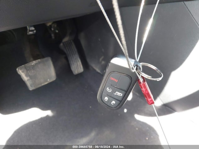 1C4PJMMB4PD111359 Jeep Cherokee Altitude Lux 4x4