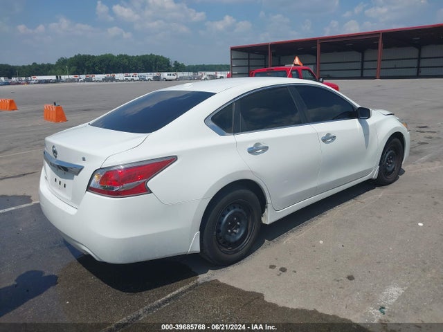 Nissan Altima 2.5 S 2015 1N4AL3AP2FC409526 Image 4