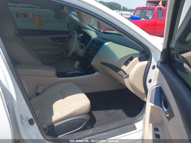 Nissan Altima 2.5 S 2015 1N4AL3AP2FC409526 Image 5