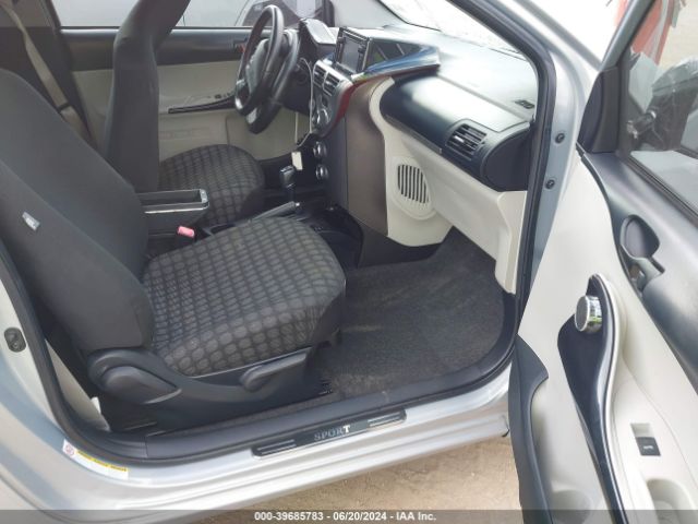 JTNJJXB04EJ027819 Scion Iq 10 Series
