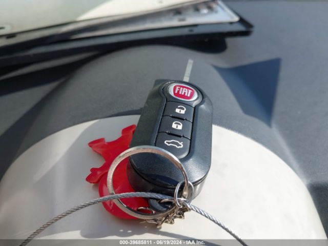 3C3CFFAR5GT246135 Fiat 500 POP