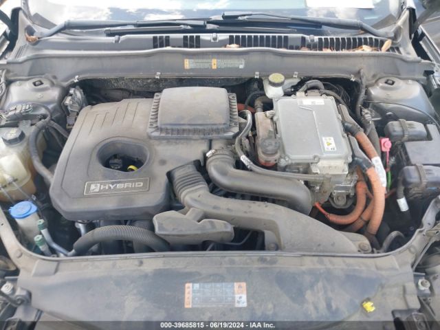 3FA6P0LU0HR300692 Ford Fusion Hybrid Se
