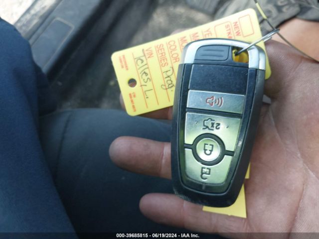 3FA6P0LU0HR300692 Ford Fusion Hybrid Se