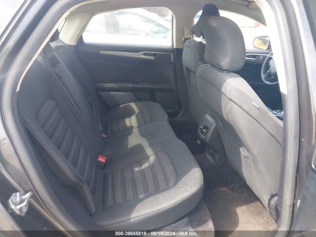 3FA6P0LU0HR300692 Ford Fusion Hybrid Se