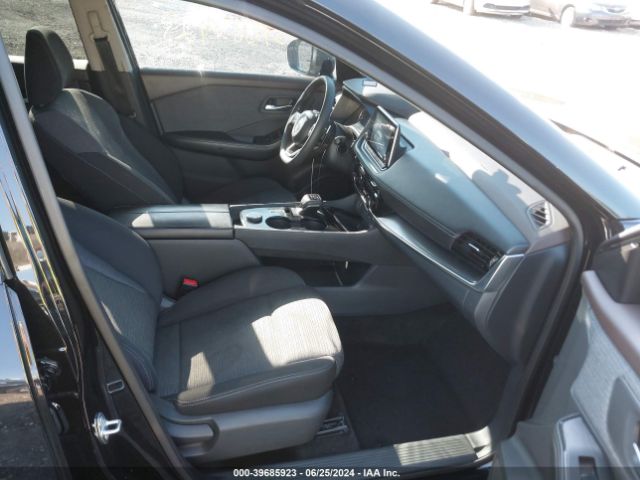 5N1AT3BB9MC795092 Nissan Rogue Sv Intelligent Awd