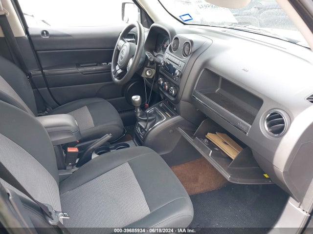 1C4NJPBBXED648522 Jeep Patriot Sport