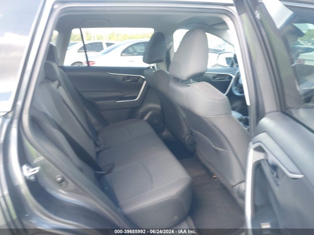 Toyota RAV4 LE 2022 2T3F1RFV1NW250607 Image 8