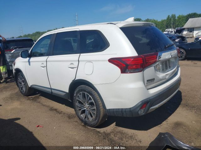 JA4AD3A31JZ033566 Mitsubishi Outlander Se