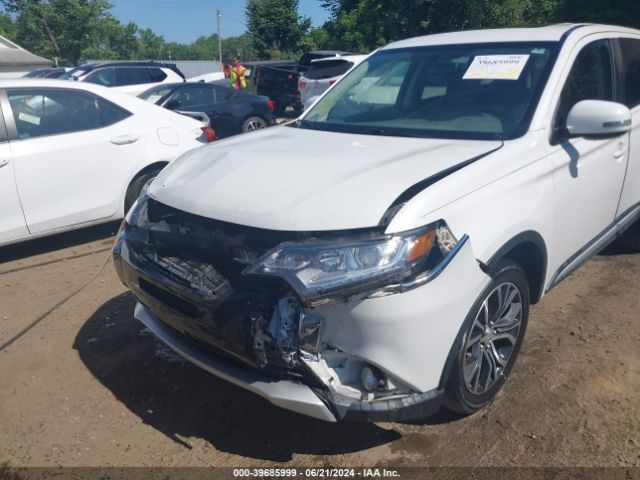JA4AD3A31JZ033566 Mitsubishi Outlander Se
