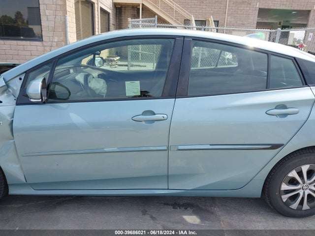 Toyota PRIUS XLE 2019 JTDL9RFU8K3000802 Image 15