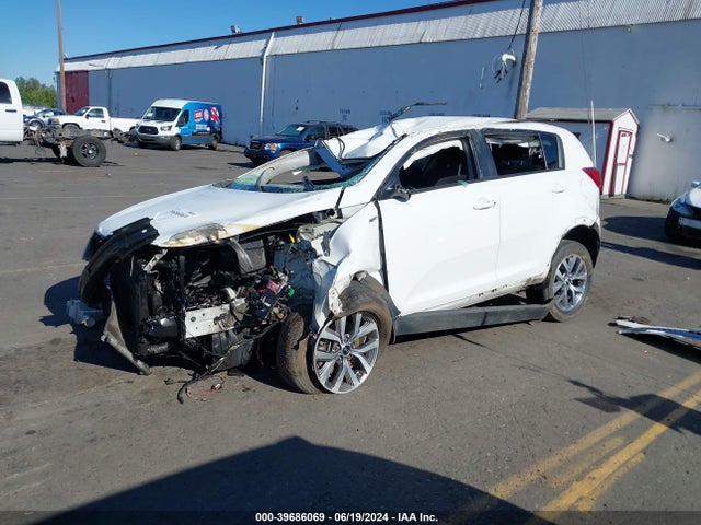 KIA Sportage Lx 2014 KNDPBCAC4E7650046 Image 2