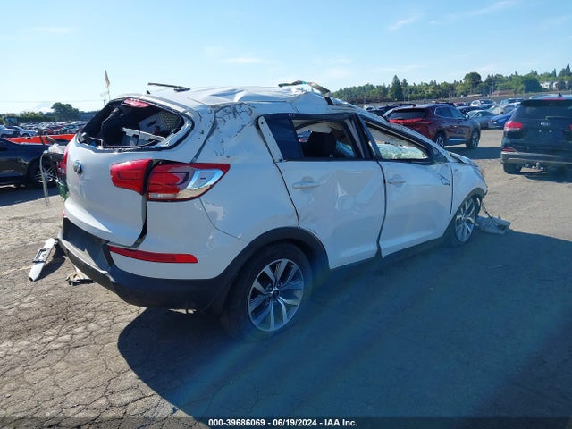 KIA Sportage Lx 2014 KNDPBCAC4E7650046 Image 4