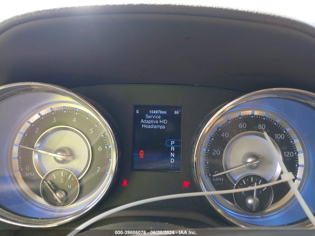 2C3CCAKGXEH203828 Chrysler 300c Awd
