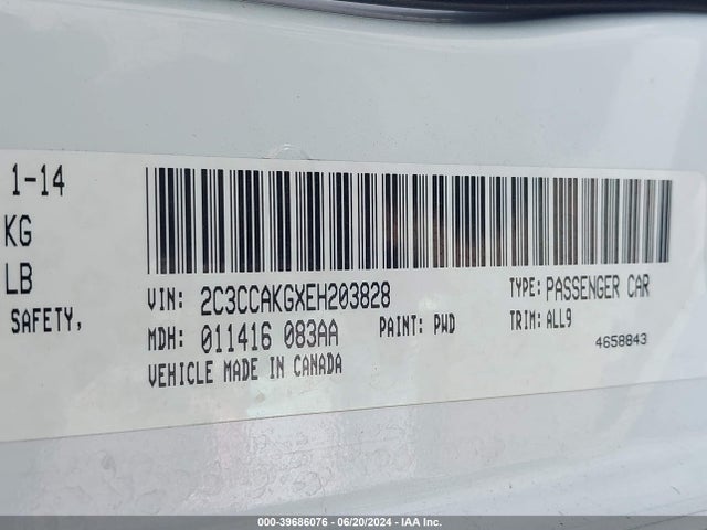 2C3CCAKGXEH203828 Chrysler 300c Awd